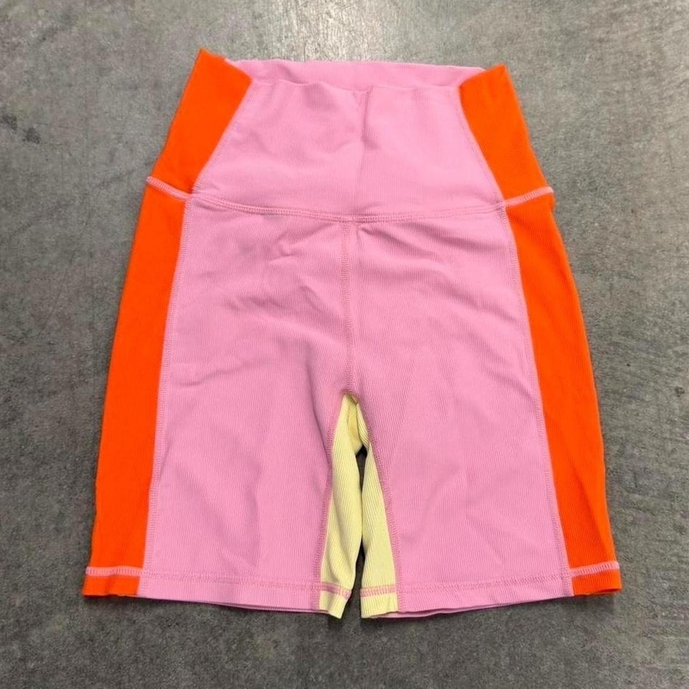 Woman's willow XS Colorblock Biker Shorts Athletic Yoga Retro